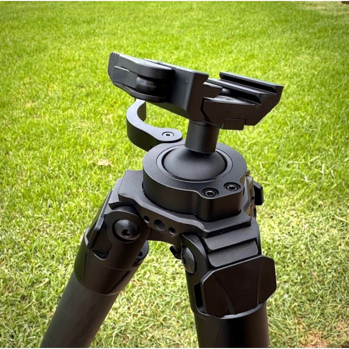 Large Heavy-duty carbon fibre tripod - for Arca & Picatinny - Image 5