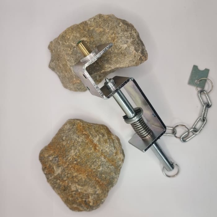 Trip Wire Alarm For Use With Blank Cartridges (With 5 Cartridges) - Image 2